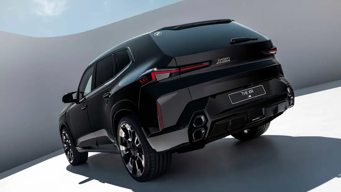 BMW-XM-2023-Rear BMW-XM-2023-Rear