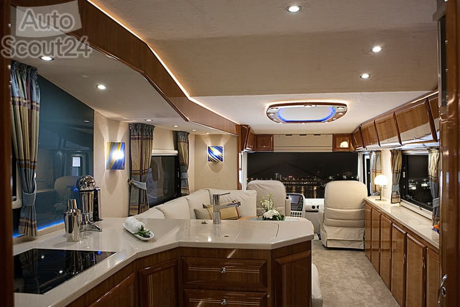Volknermobil-Performance-Motorhome-11.jpg
