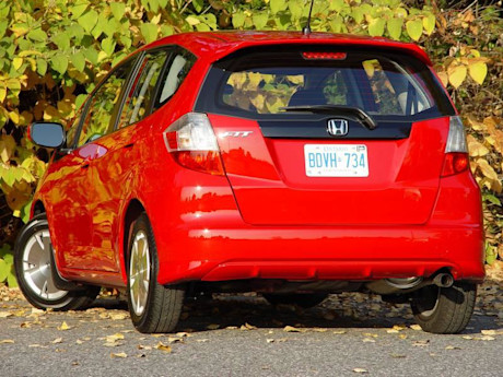 Editorial 2009 honda fit lx gw 008 3479