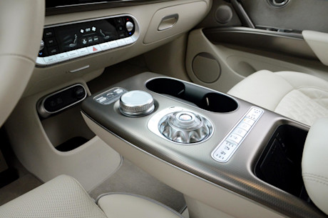 Genesis GV60 Performance 2023 : essai routier Image