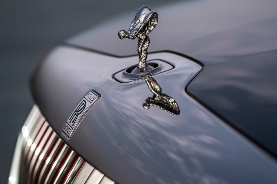 Rolls-Royce-más-caro-exclusivo-Droptail-La-Rose-Noire-2024 (16).jpg