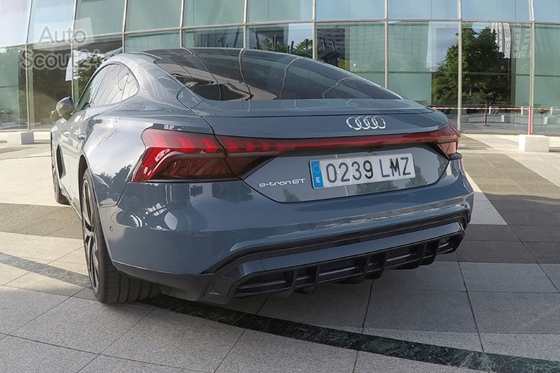 fotos audi e-tron gt estatica zaga.jpg