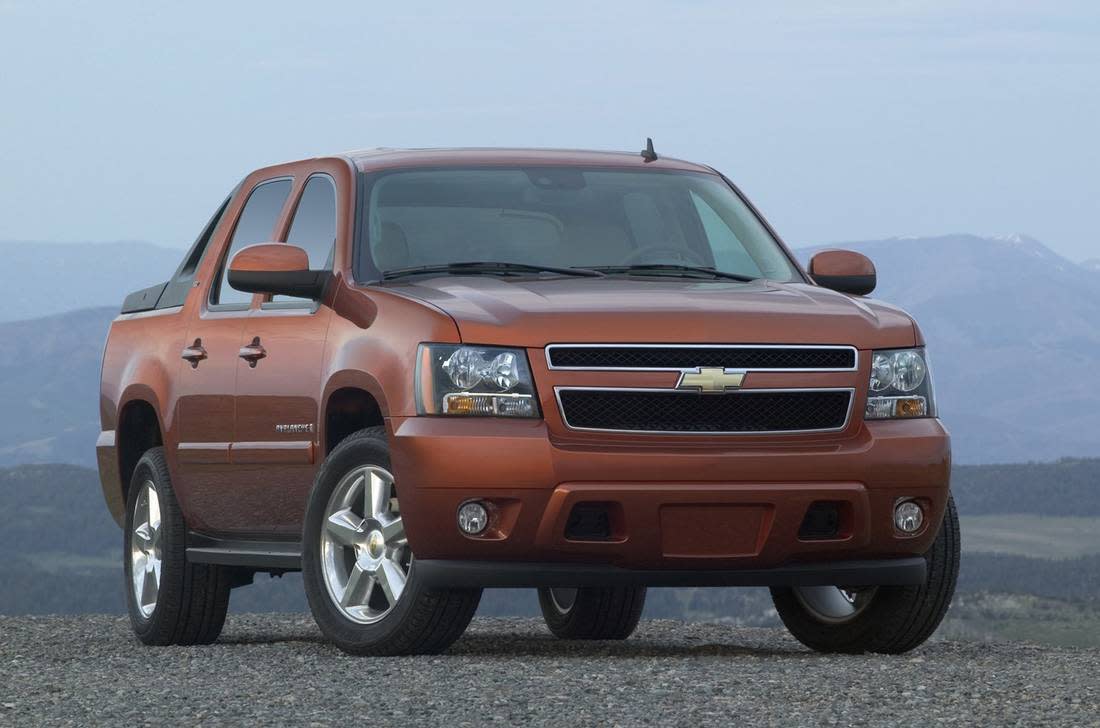 0h5OF25I2Y3cDNeDLDwPV-7a8488491bd7fcd793615a2eadf96bc4-chevrolet-avalanche-front-1100