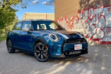 Editorial 2022 mini cooper s 5 door premierplus 03 ct