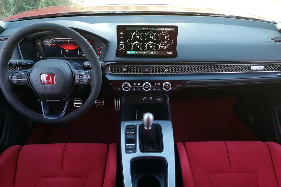 honda-civic-type-r-2023-autoscout24 (26)