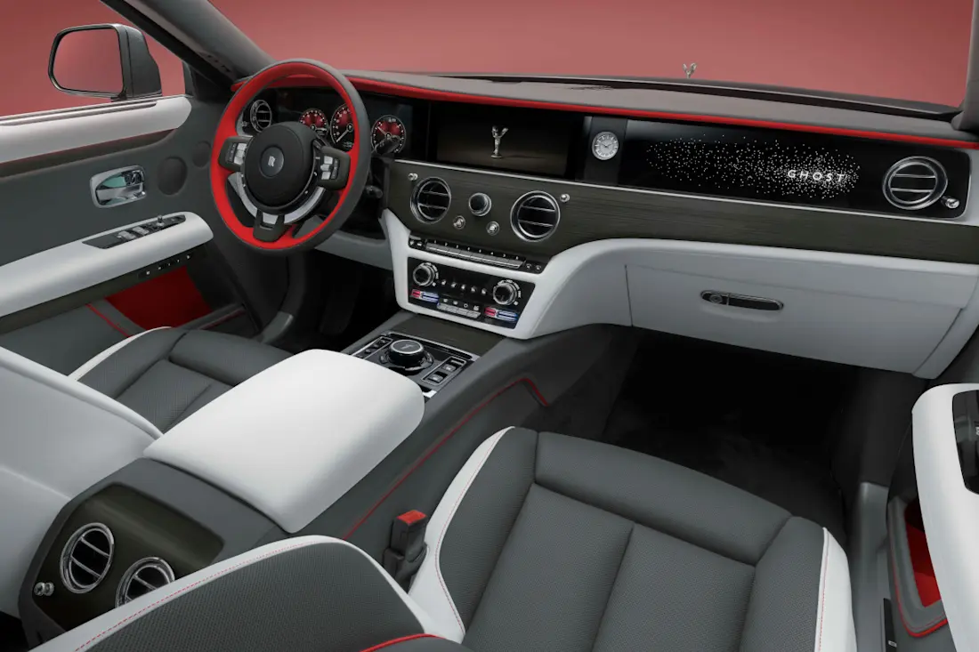 ROLLS-ROYCE-GHOST-PRISM-2024-120-aniversario (4) ROLLS-ROYCE-GHOST-PRISM-2024-120-aniversario (4)