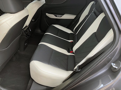 Editorial 2022 lexus nx 350 11 pb
