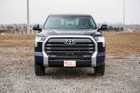 Editorial 2022 toyota tundra double cab limited 01 di