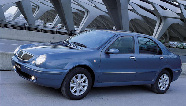 Lancia Lybra