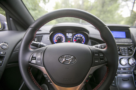 Editorial 2015 hyundai genesis coupe r spec 11 rf