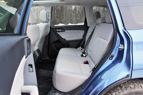 Editorial 2015 subaru forester 25i touring tech jy 16