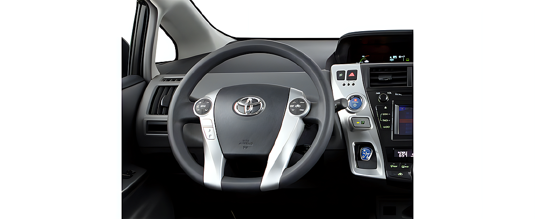 Toyota Prius v 2013 6