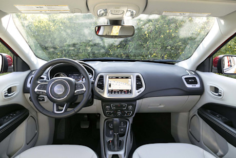 Editorial 2017 jeep compass north 4x4 12 jw