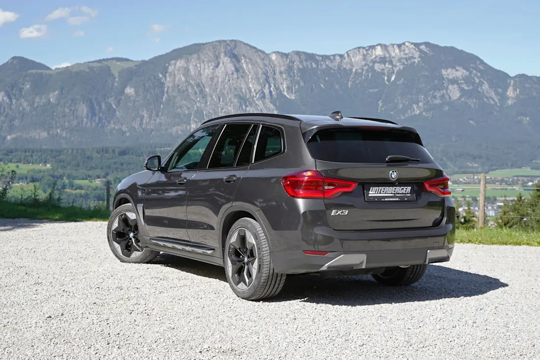 8 bmw-ix3-heck-seitlich