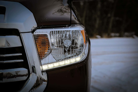 Editorial 2017 toyota tundra 4x4 crewmax platinum 09 ts