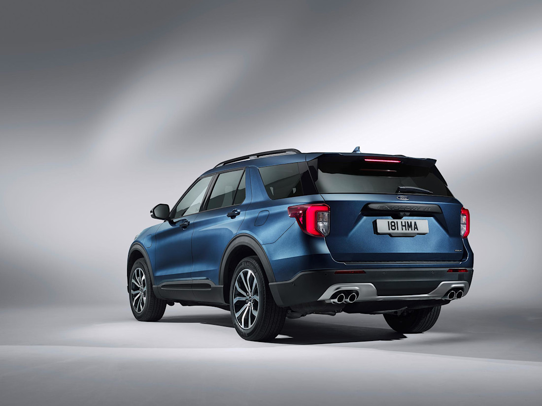 2019FordExplorer_1-LOW.jpg