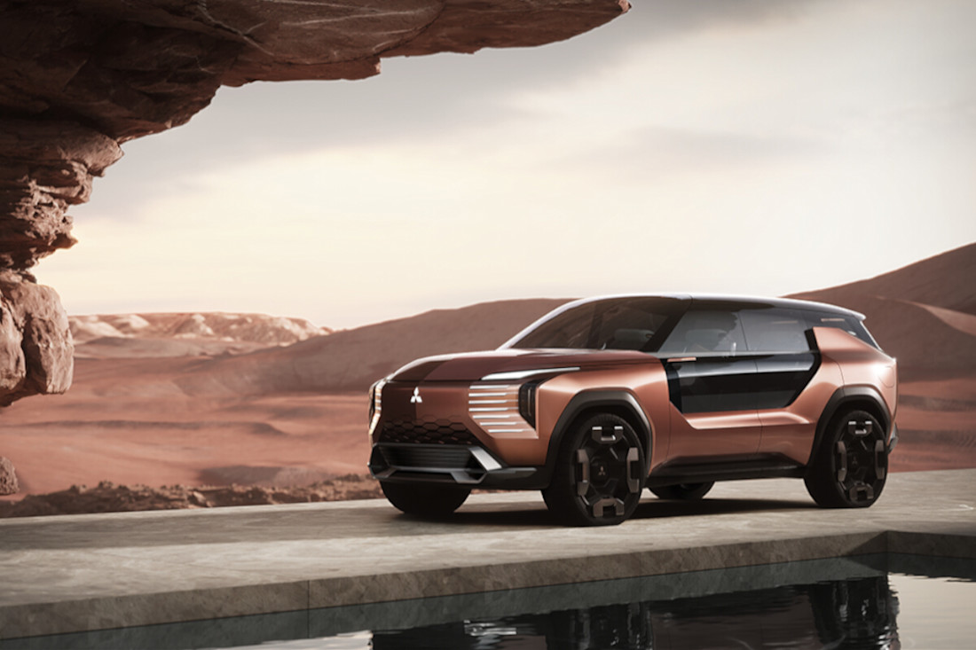 Mitsubishi_Elevance-1.jpg