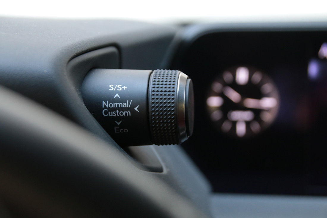 lexus-ux250h (22).JPG