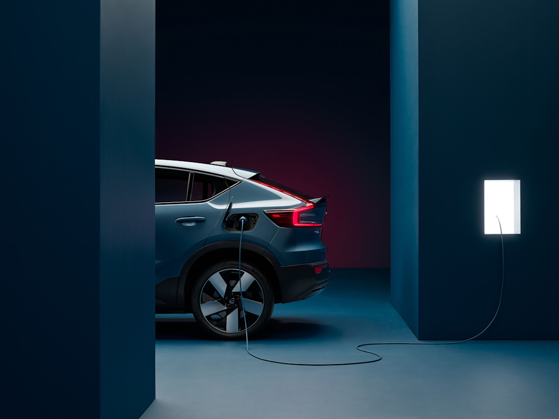 3 accessoires indispensables à une voiture électrique