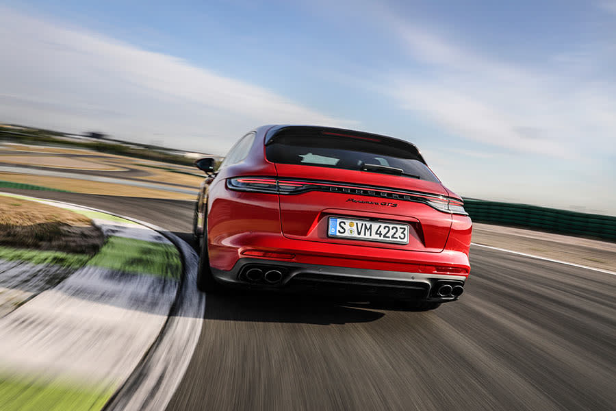 Porsche Panamera GTS 2021 (6).jpg