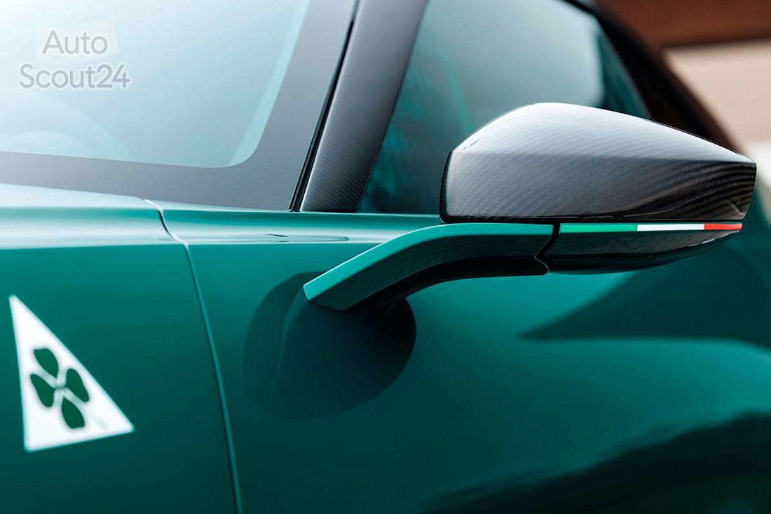 Alfa_Romeo-Giulia_SWB_Zagato-2023 (17).jpg