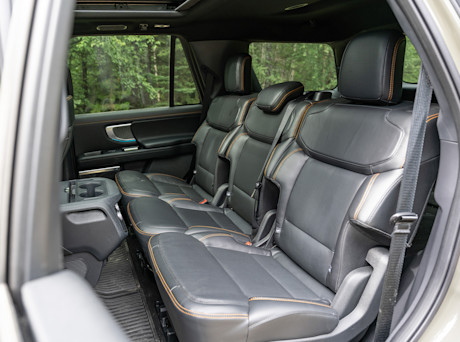 2025 Ford Expedition Tremor Review Image