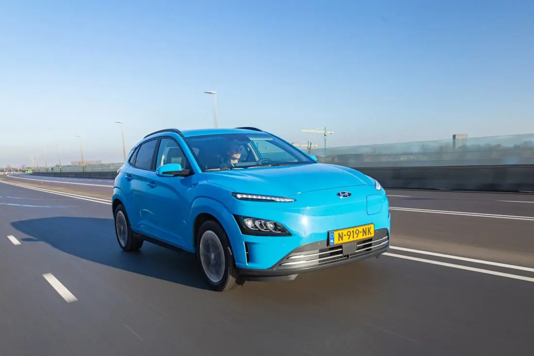 9-hyundai-kona electric-2022-24-1