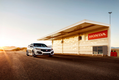 Editorial 10 2017 civic type r