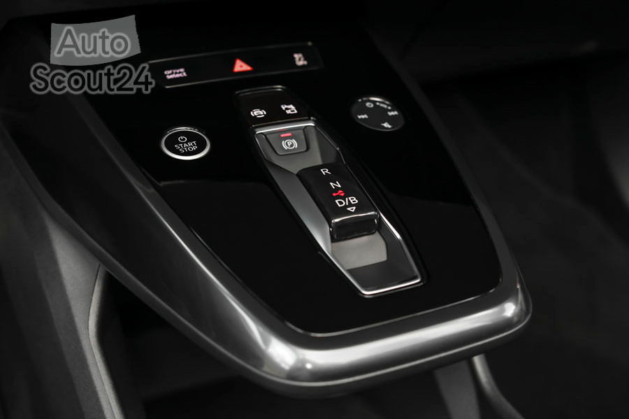 Audi_Q4_Etron-172.jpg