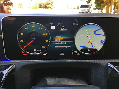 Editorial 2019 mercedes benz a 220 19 pb