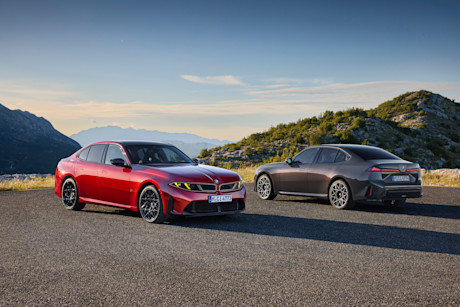 BMW M350 xDrive and BMW 320-001