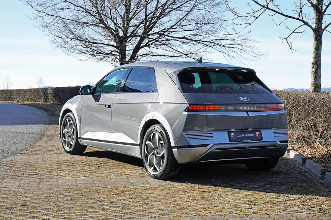 Hyundai Ioniq 5_Heck-seitlich