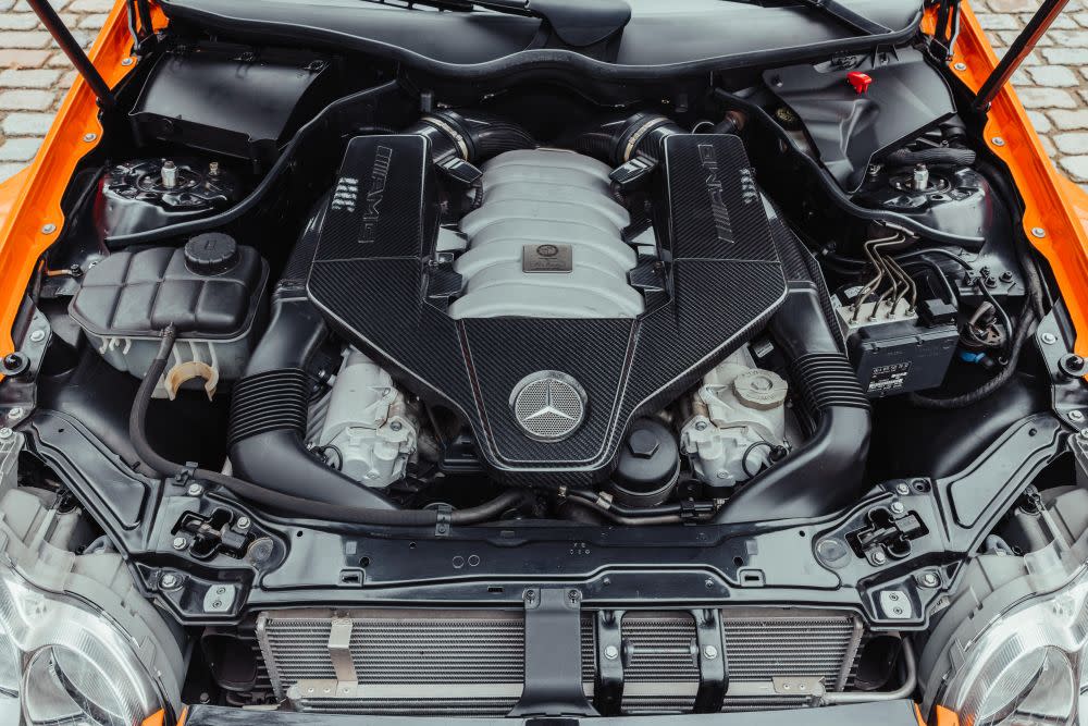 Mercedes-CLK-DTM-AMG-6 (12).jpg