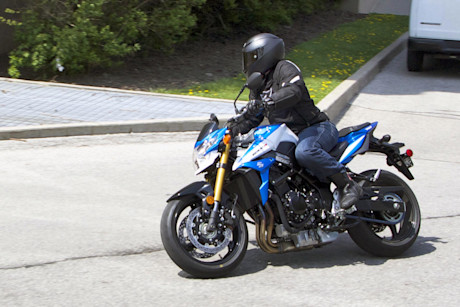 Editorial 23 jy 2015 suzuki gsx s750za
