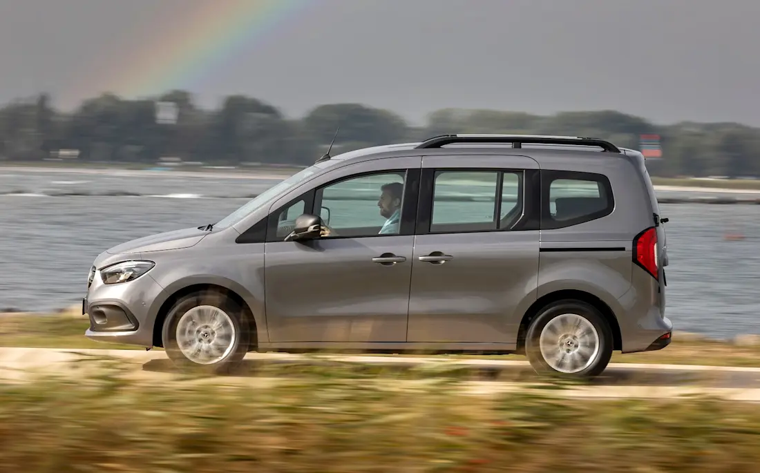 Der Mercedes Citan ist ein kompakter Stadt-Lieferwagen.  Der Mercedes Citan ist ein kompakter Stadt-Lieferwagen.