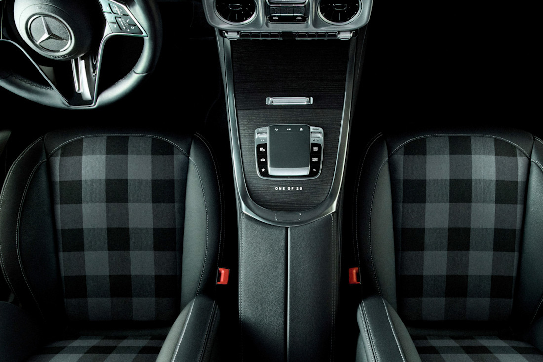 MERCEDES-CLASE-G-MONCLER-2024 (8).jpg