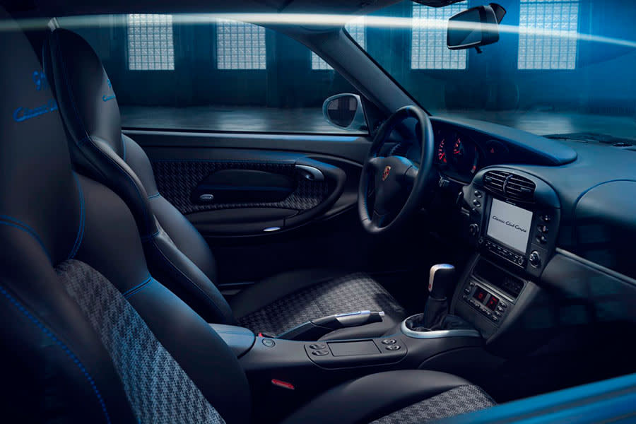 Porsche-911-sport-Classic-(999)-club-america.jpg