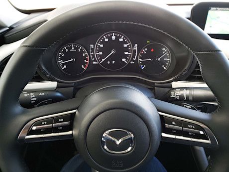 Editorial 2019 mazda3 awd 17 sw