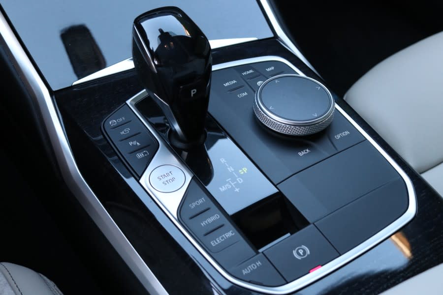Prueba-BMW-330e-2020.728.jpg