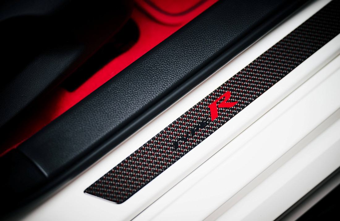 Honda-Civic-Type-R-Ultimate-Edition (4).jpg