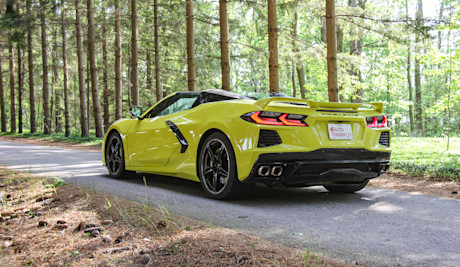 Editorial 2021 chevrolet corvette stingray 3lt convertible 08 dw
