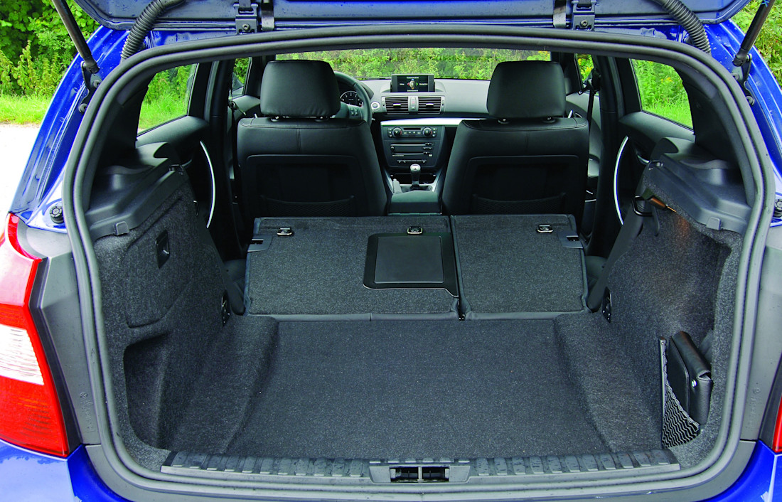 bmw-130-trunk