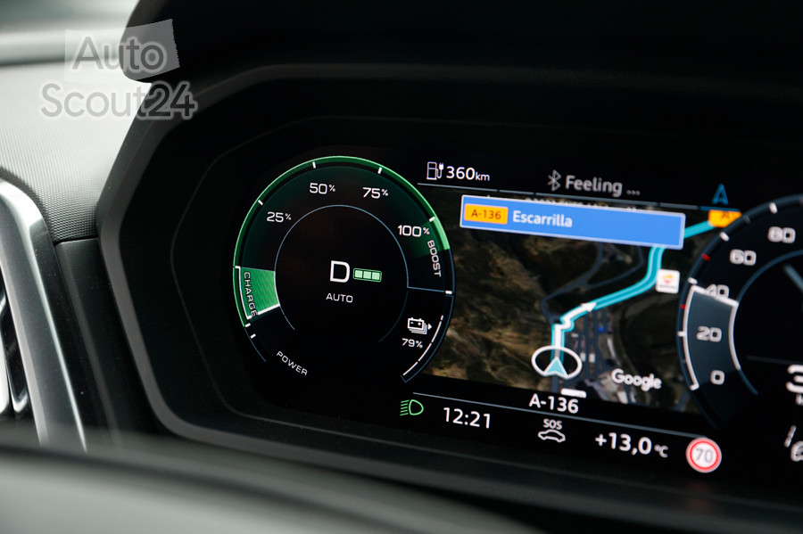 Audi_Q4_Etron-176.jpg