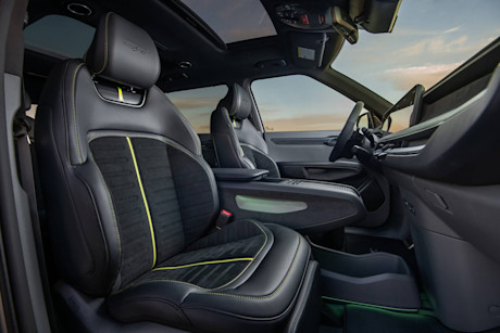 Editorial 2026 kia ev9 gt nf kia 241121 15