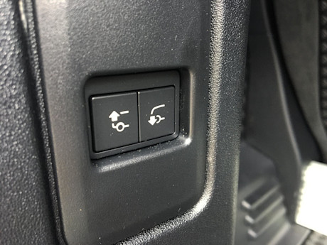 Land Rover Defender 90 P400 X-Dynamic 2021 : essai routier Image
