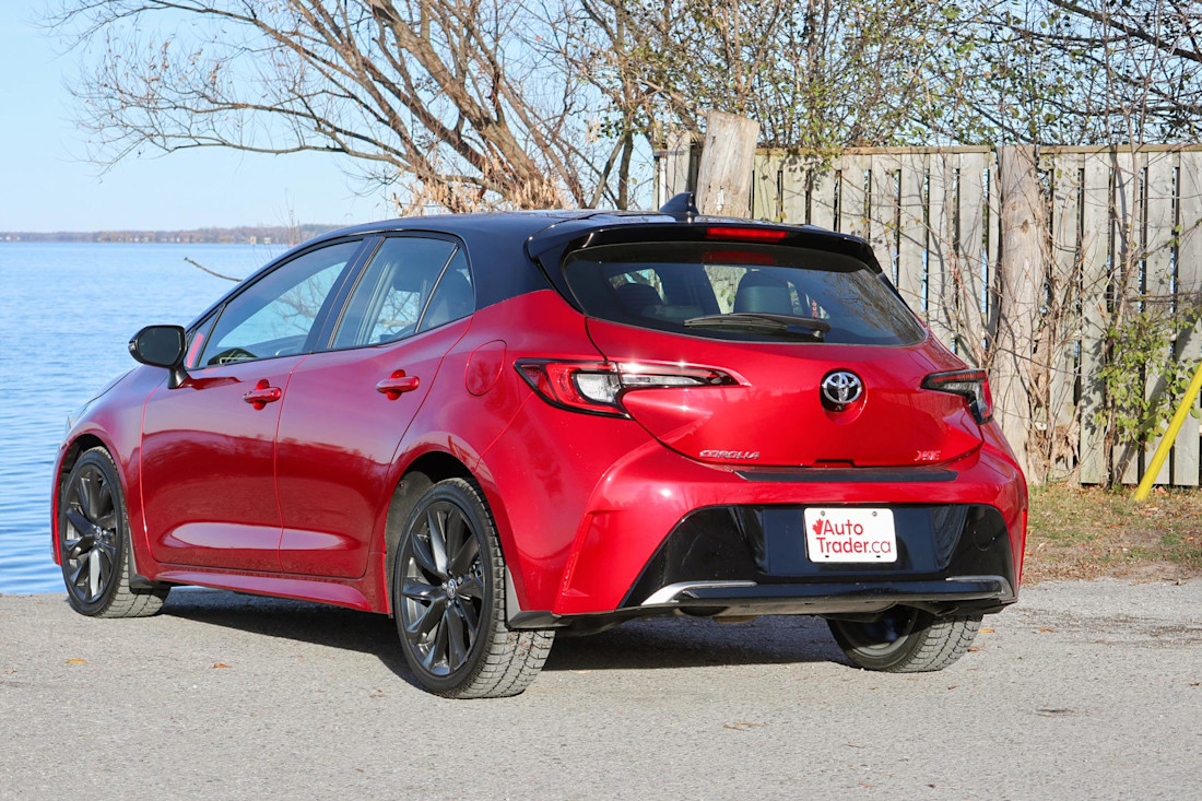 Editorial 2024 toyota corolla hatchback xse td 240115 04 jm