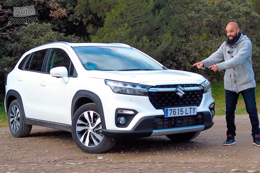 Suzuki-s-cross-2023-review-autsocut24.jpg