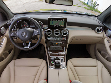 Editorial 2019 mercedes benz glc 300 18 lw