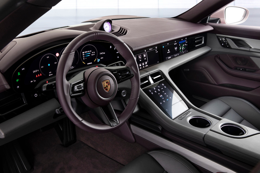porsche_taycan_14.jpeg