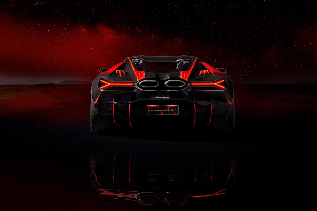 Lamborghini-revuelto-opera-unica-2024 (13).jpg